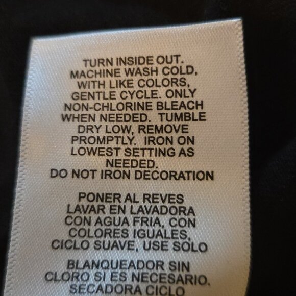 Size Large Momster Black Tee T Shirt Funny Halloween Gift Mom Life Fall - Picture 9 of 9